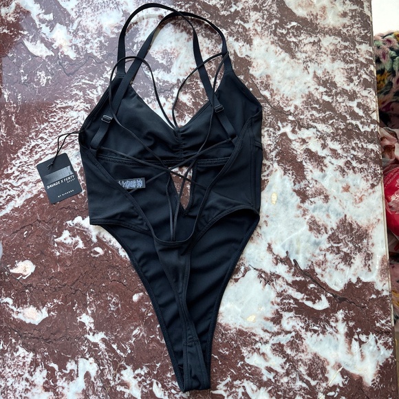 Savage x fenty bodysuit - Picture 1 of 2